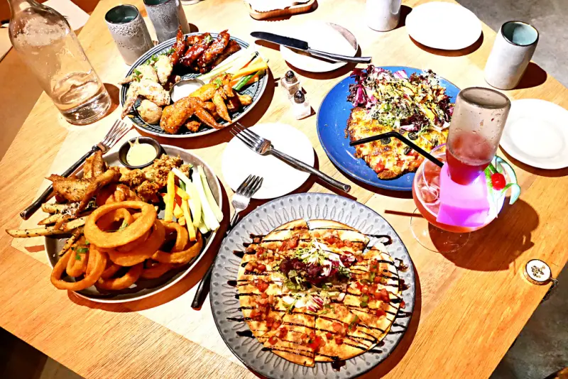 [台北信義]GUMGUM Beer & Wings精釀啤酒與多種口味的雞翅餐酒館 / 餐酒館 / 101世貿捷運站 / 台北包場餐廳