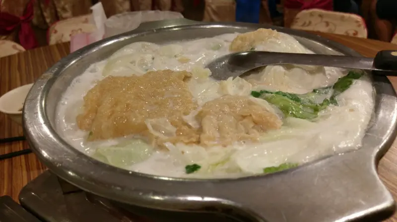 「彰化親子吃喝」好香好濃的火鍋＠品香牛奶鍋