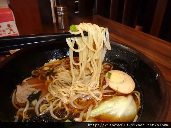 以銅板價享用日式拉麵--佐野拉麵(淡水英專店)体驗心得              