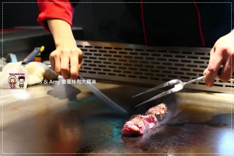 《新竹好吃餐廳食記》格諾瑞斯鐵板西餐廳。份量十足海陸鐵板燒套餐一次滿足｜國泰醫院附近四維天橋下（影片）