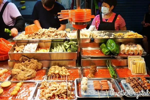 【台北美食推薦】公園鹹酥雞 興安公園旁　香酥夠味人氣鹹酥雞（中山區小吃）
