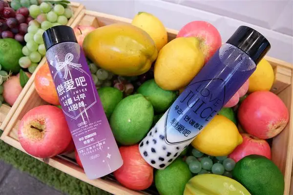 (美食)北市公館 「戀愛吧 Lovejuice」超吸睛公館漸層果汁吉拿棒!還有夢幻的棉花糖冰品!