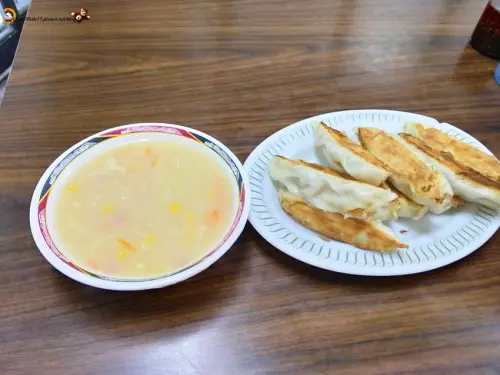 和記鍋貼湯包 東寧路美食/台南小吃推薦 近南紡購物中心