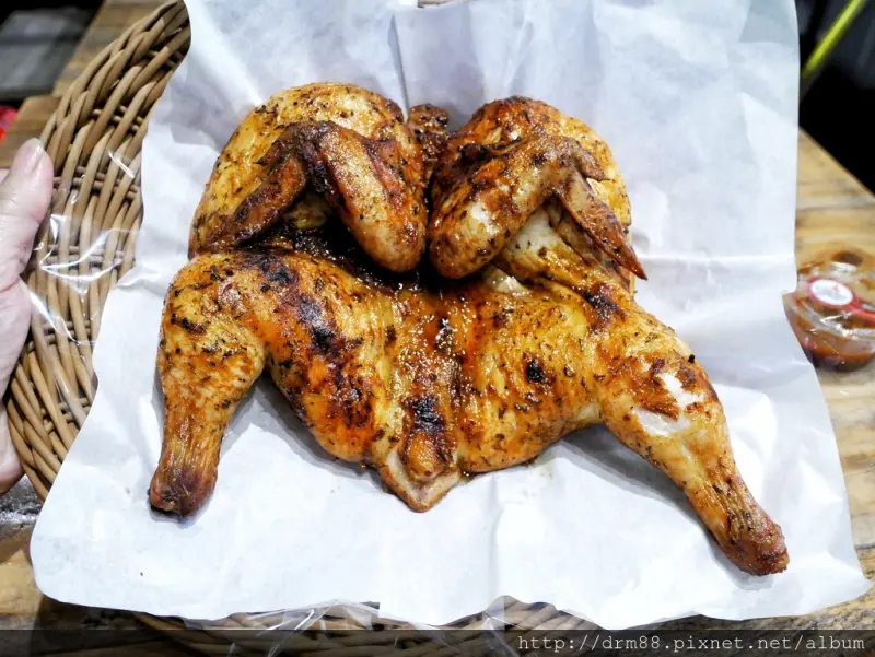 八里 烤雞咬一口Chicken Bites，全台一號店，肉肉控的最愛，野餐，約會，全菜單＠瑪姬幸福過日子