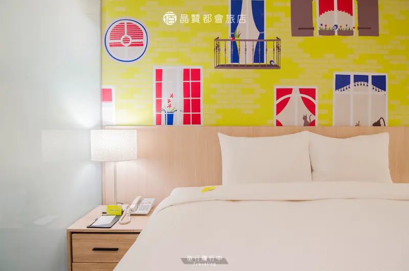 【台北住宿推薦】晶贊都會旅店，緊鄰捷運站與樂華夜市，兼具背包客與獨立套房的青年旅店