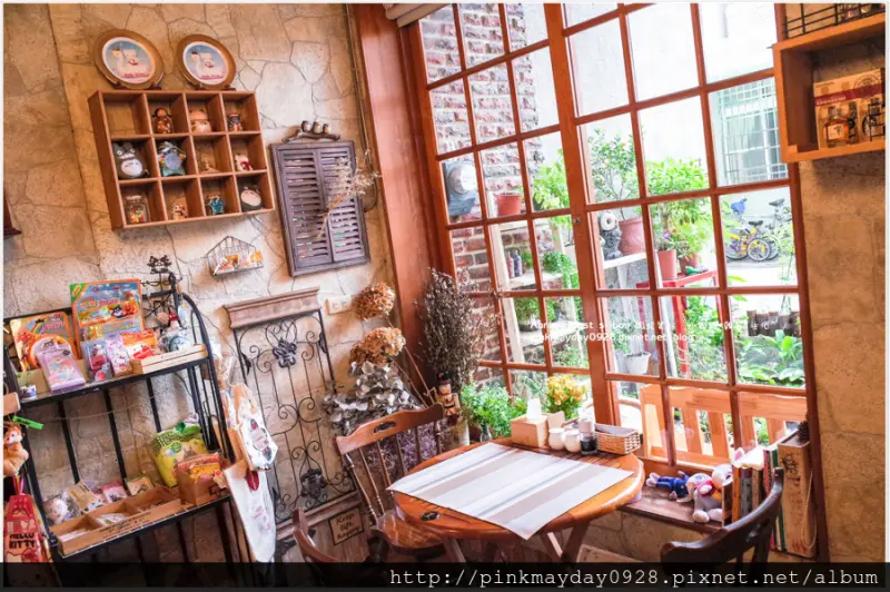 ✿高雄✿ 復古的歐式鄉村風格感 環境優美就連餐點也非常美味 還有老闆人好nice 會讓人想一訪再訪阿 ➜ Cest si bon 如此美好，小飯館 雜貨 生活