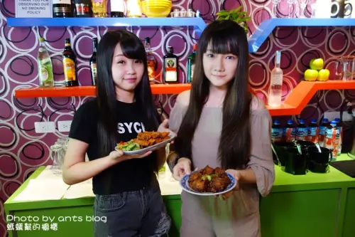 登大郎日間部；時髦感台式下午茶，正咩服務生，台中輕食小酌推薦處。