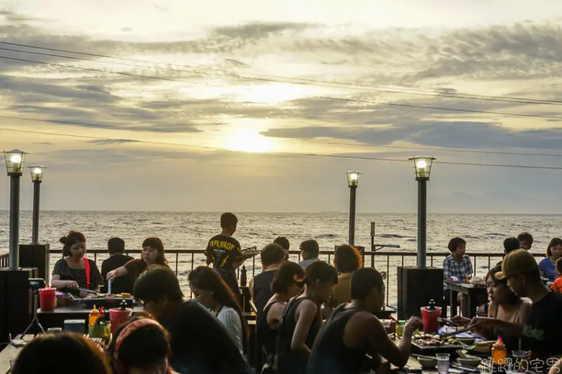 [蘭嶼美食]有一間燒烤- 吹著海風看夕陽  露天燒烤喝啤酒  享受在蘭嶼輕鬆步調  蘭嶼吃到飽 椰油村美食 東清村美食 @跳躍的宅男
