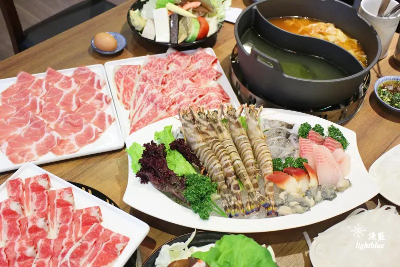 [ 中和美食 ] 淺藍 × 樂響精緻鍋物～豐盛新鮮吃好飽的套餐式中和火鍋