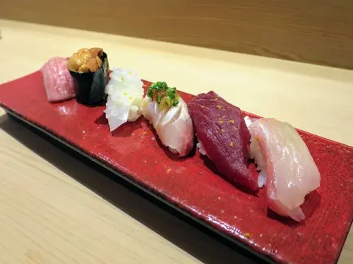 【台北日本料理】山花割烹，品嘗國寶級割烹料理，鮪魚中腹油脂豐富、入口即化!(近捷運信義安和站)