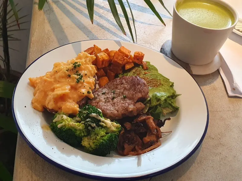 🔸TAMED FOX🔸一間有溫度的冷盤輕食，高回訪率的口袋名單，酪梨愛好者的天堂！