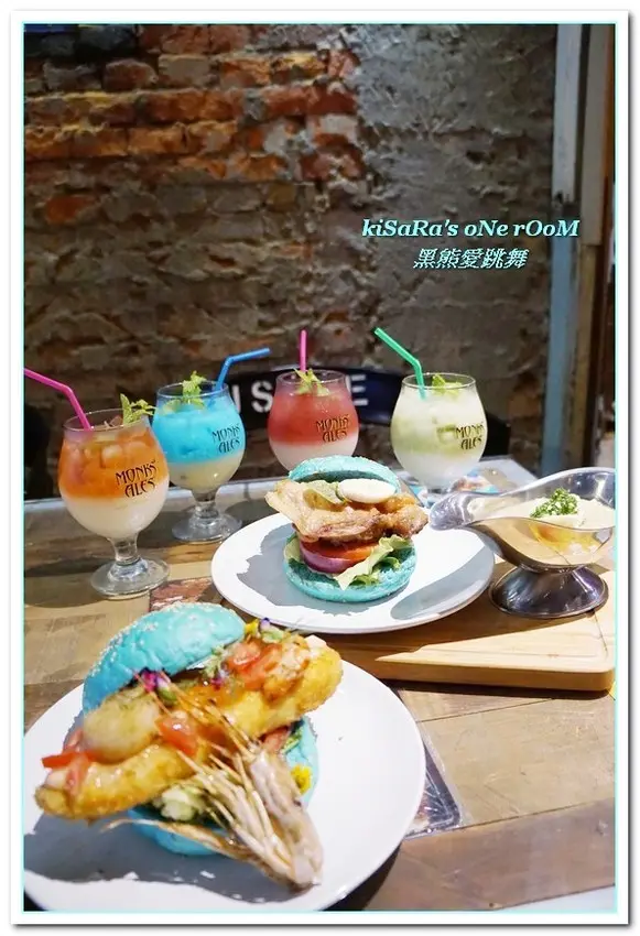 大安漢堡．夏天，就是藍！IG夯店藍色漢堡限定登場──黑熊愛跳舞        
      