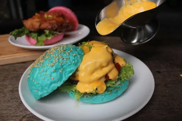 台北美食｜黑熊愛跳舞Moon Bear Loves Dancing-台北大安區創意漢堡，聚會首選美式餐酒館