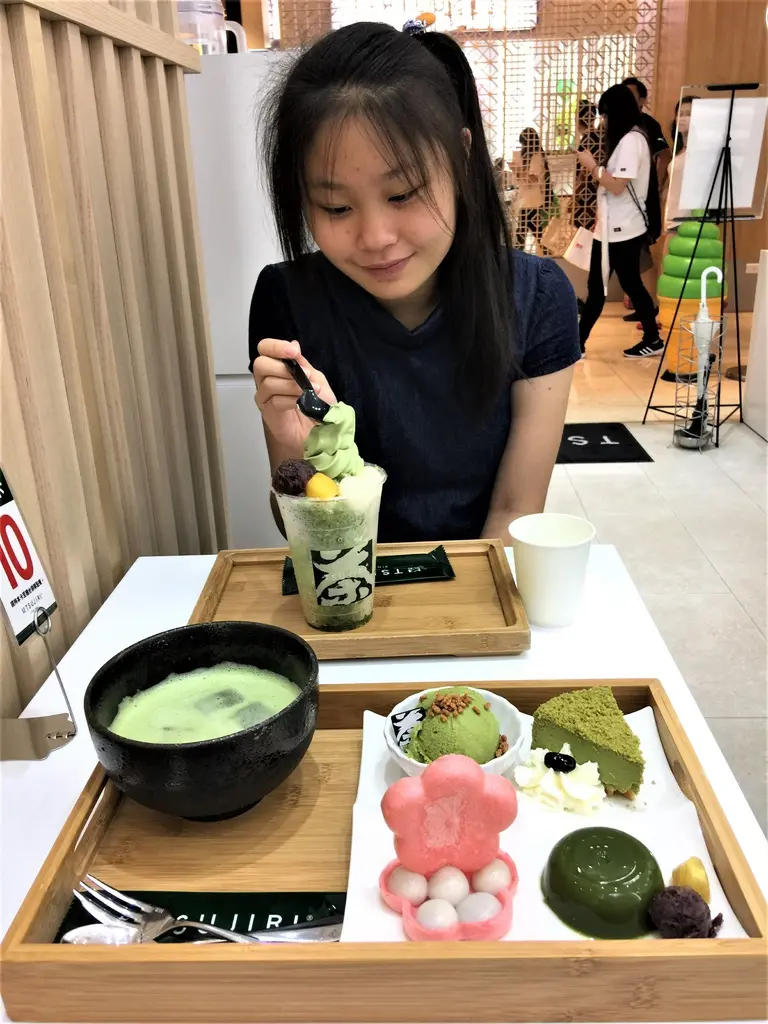 [信義區美食餐廳]京都宇治抹茶✫TSUJIRI辻利茶舖-信義微風店✫當抹茶遇上湯圓♥白玉♥抹茶霜淇淋♥抹茶刨冰