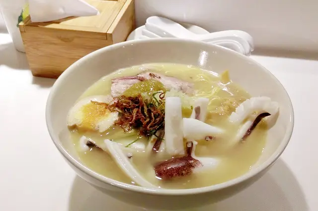 【台北美食】瞞著爹 台北內湖麵店 二訪-『港墘站』厚切鹽軟絲麵．內科美食推薦