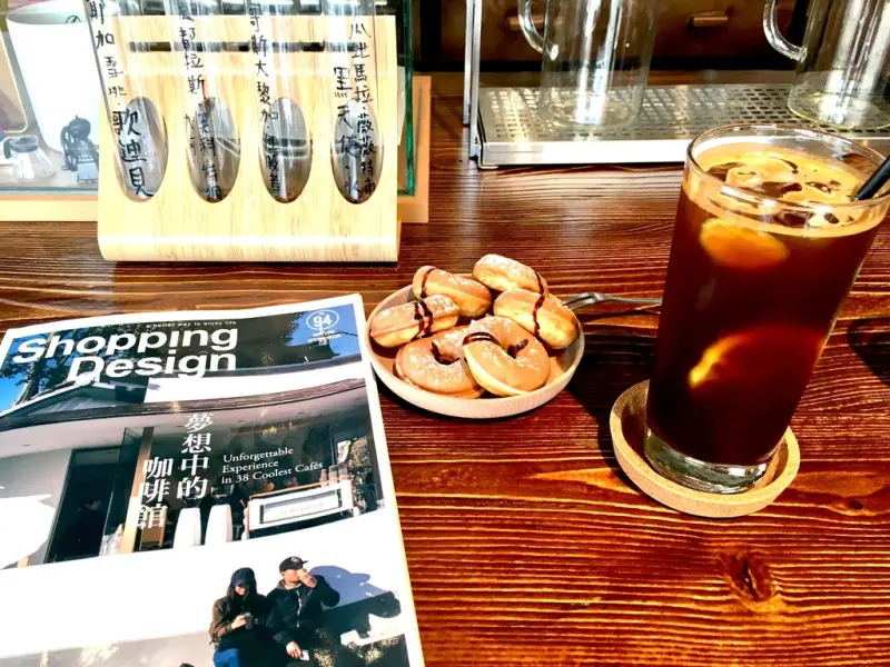 [台中] Ｍeher Cafe 檸檬咖啡與迷你甜甜圈