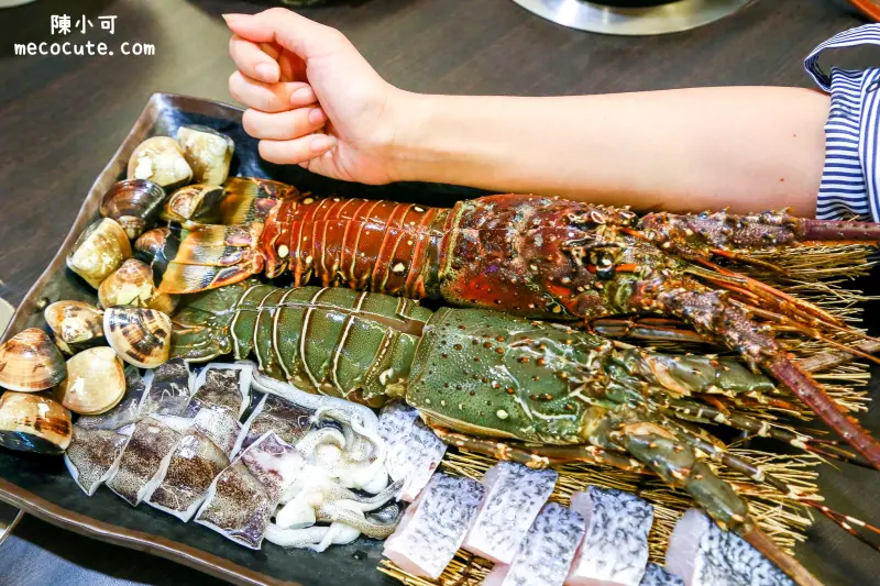 【三重火鍋推薦】超誇張的雙味龍蝦海陸套餐，築湘養生麻辣火鍋三和店(近捷運三重國小站)