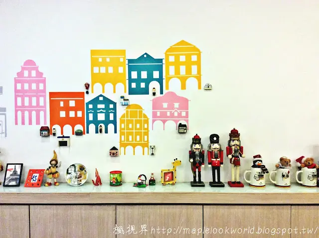 『異國料理』台中北區「小王子童話廚房」走可愛風格 很多胡桃鉗玩偶陪伴的童話廚房
