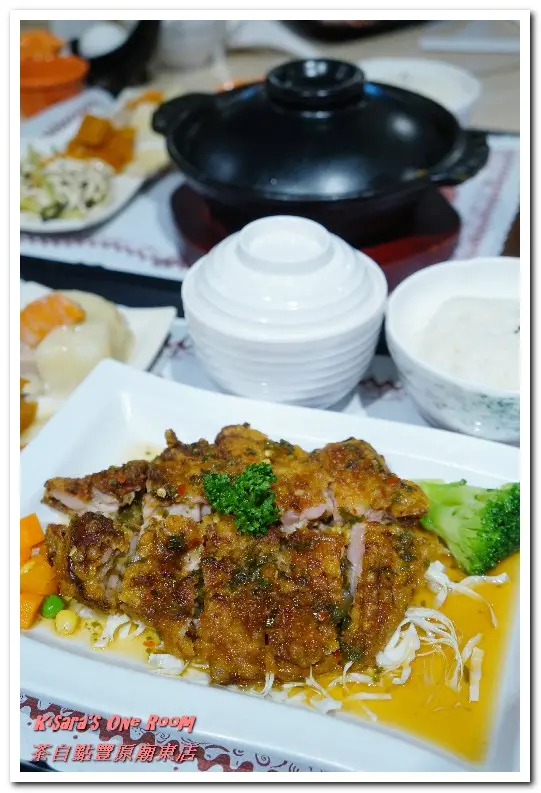 豐原泡沫紅茶店．夜市外的休閒美食歇脚新選擇──茶自點豐原廟東店        
      