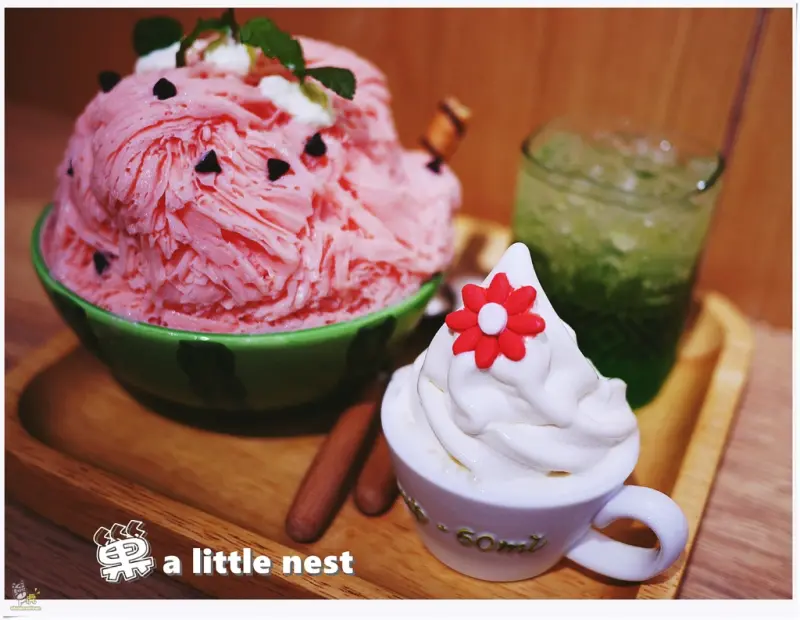 ◊ 在充滿童趣風的小店裡品嚐 創意冰品可愛西瓜牛奶雪花冰 ➩ 巢a little nest 府中商圈 後站 板橋