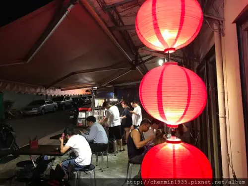 台北市北投區-燈亮客來