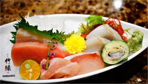 【竹緣高級日本料理】無菜單料理～中山林森北路／日本料理，ＣＰ值極高，食材新鮮，餐點道道都驚豔，生魚片／握壽司／茶碗蒸／烤魚／玉子燒