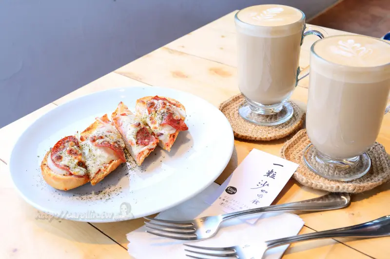 【美食】新北。萬里野柳《一粒沙咖啡》女王頭附近的海景咖啡館 - 卡琳。摸魚兒趣