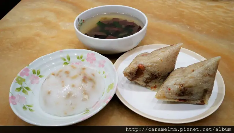 【嘉義大林】大林車站碗粿肉粽 人氣排隊美食 限量供應晚來你就沒有 近狗尾雞王餐廳