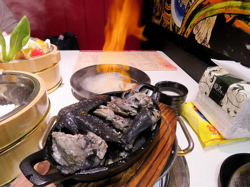 【基隆美食】暖鍋物 2017新開幕 隱身二樓美味火鍋 海鮮控必來  