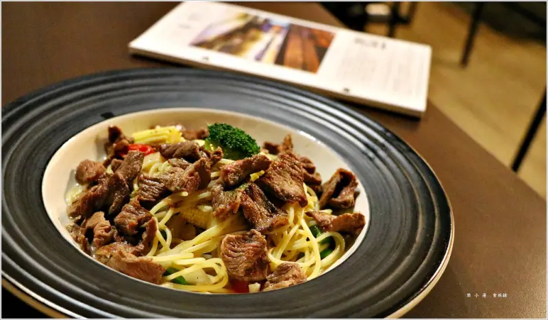 【高雄】義‧食光‧ 體驗不同用餐環境，我在地窖底下吃晚餐