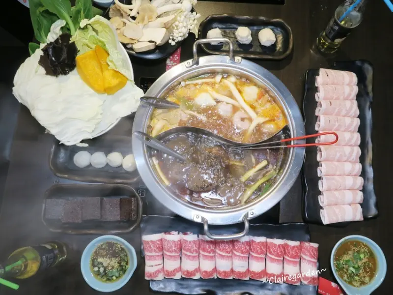 桃園 桃園區 麻辣一哥~什麼?夏天才要吃麻辣鍋。正宗重慶麻辣鍋