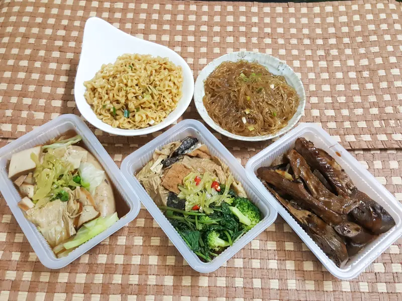 【食-新竹竹北】巫魯滷 滷味★聞香下馬之滷味攤☆冷滷、熱滷雙重選擇★滷味攤內竟然還賣滷肉飯