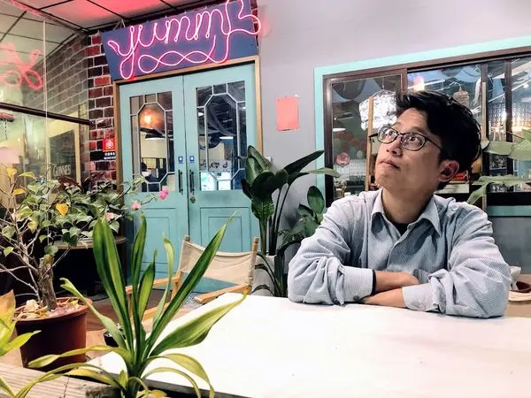 [ 食記 ] - 台中西區 / 食藝石頭火鍋，香氣滿滿的湯頭和必吃獨門醬料!