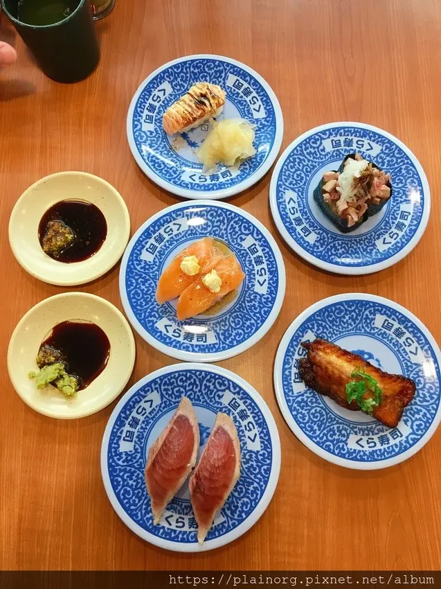 台北車站x美食【藏壽司】迴轉壽司/ 炙燒系列激推/ 黃昏的魚人-日本長腿網紅/ 捷運台北車站