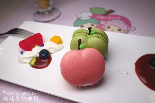員林甜入心菲How sweet|員林出現超可愛童話故事屋主題餐廳，蘋果馬卡龍、下午茶甜點，沉浸夢幻風格。