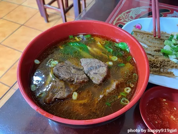 [台東]鼎倫牛肉麵★藏身巷弄中的人氣小麵館。近金崙秘境/多良車站。附停車場