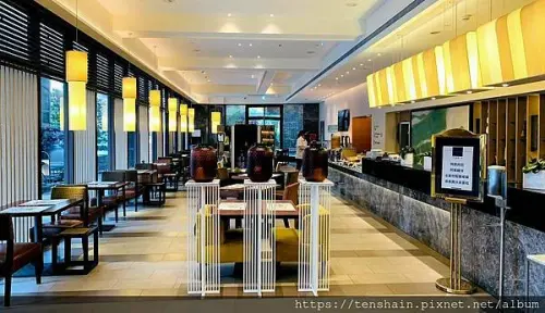 鹿港永樂酒店(UNION HOUSE Lukang)-早餐篇/阿振肉包麵茶/鼎泰興水蒸蛋糕/主廚特製麵線糊/鹿港名小吃不用排隊吃到飽/