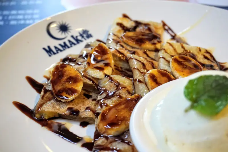 【台中 MAMAK。草悟道必吃排隊美食／馬來西亞異國料理／IG打卡必拍景點】西區