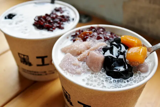 【台南美食】黑工號嫩仙草(赤崁店)-老屋風味甜點．消暑嫩仙草