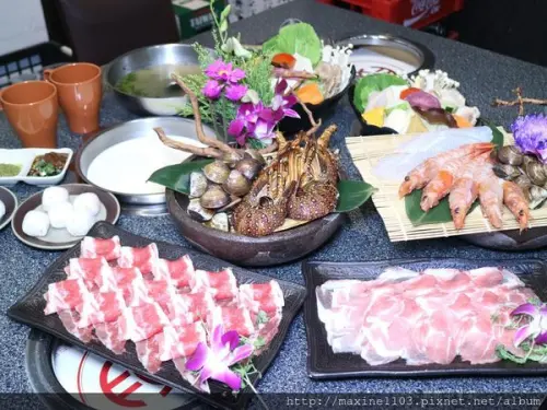 【三重美食】王子鴻精緻鍋物，副餐/飲料/冰淇淋吃到飽@台北橋頭捷運站