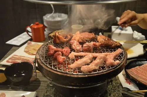 燒物玩家日式炭火燒肉~~新北蘆洲燒烤推薦．食材新鮮選擇多樣．用餐環境溫馨舒適