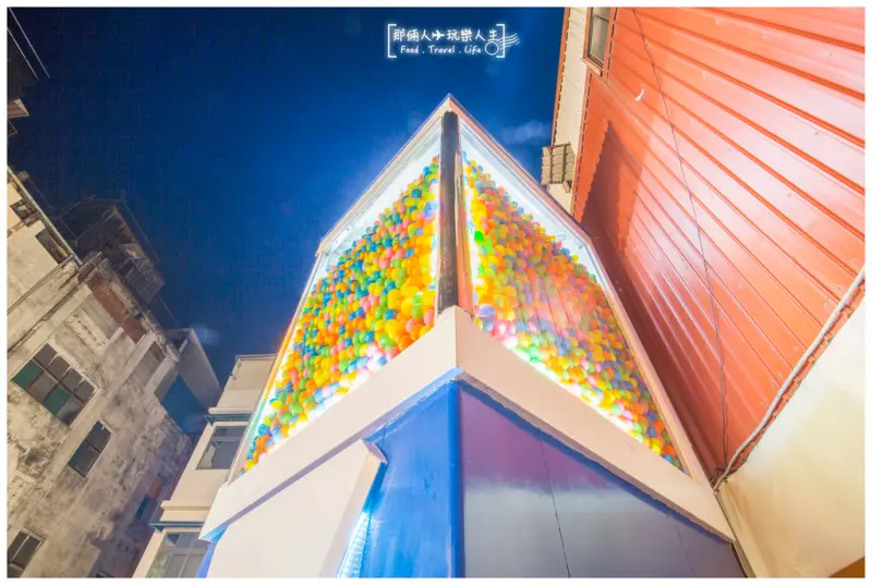 擁有兩層樓高的扭蛋機～號稱全台最大扭蛋🥚 IG新亮點✨