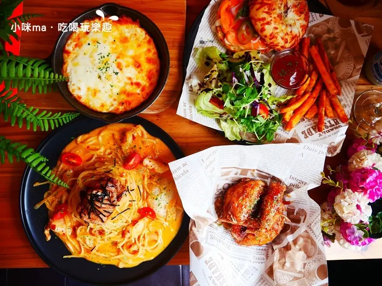 永和美食 ▏U NEED brunch&bistro。被滿滿乾燥花包圍著 永和IG打卡餐廳。松阪豬泡菜義大利麵、 奶油起司地瓜 隱匿巷弄內的好味道。永和早午餐 捷運頂溪站