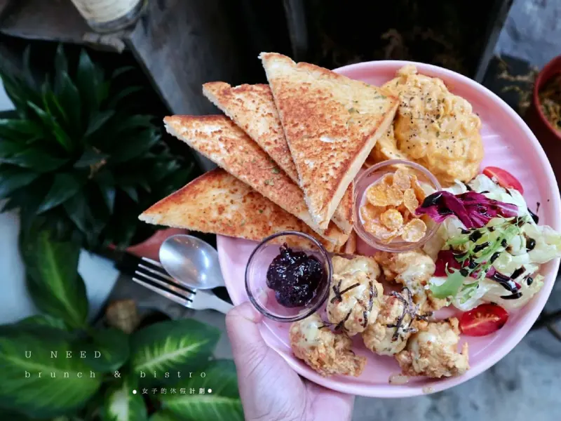 新北永和 | U NEED brunch&bistro，被乾燥花海幸福圍繞之美系早午餐 /永和早午餐/捷運頂溪站/義大利麵/美食/台北▲女子的休假計劃▼