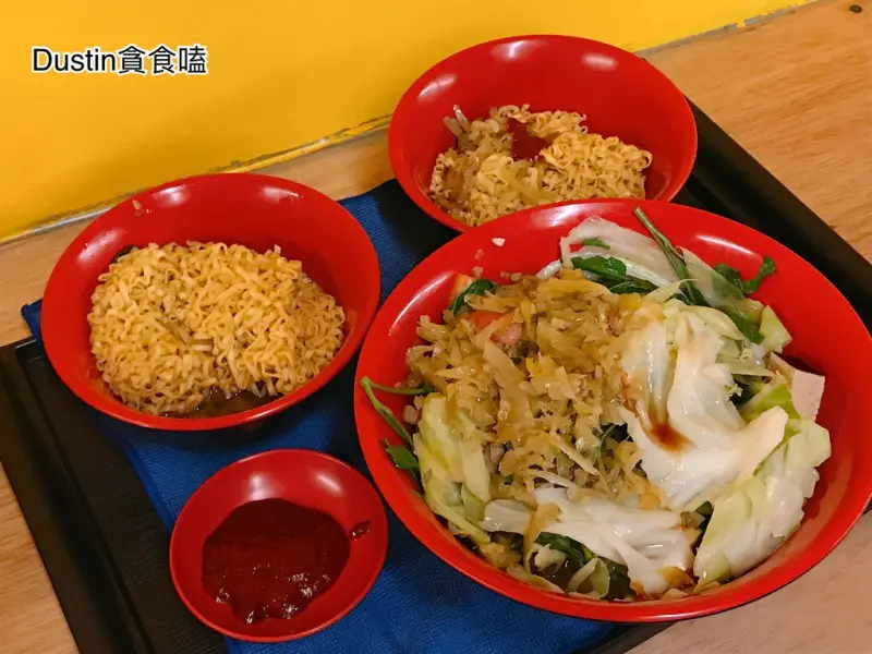 七嘴八舌滷味(永和頂溪)私藏許久！便宜新鮮私心推薦｜麻辣泡菜口味 / 友善寵物餐廳 / 永和文化路美食 【永和頂溪】