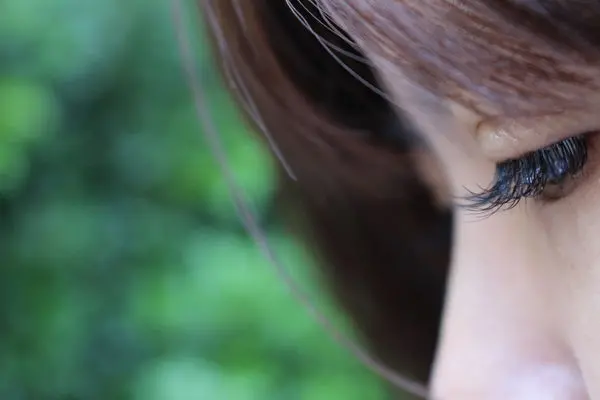 【南港｜奇美女人】美睫體驗，3D黑天鵝，6D山茶花美睫，3D不限根數只要＄1500，近南港捷運站