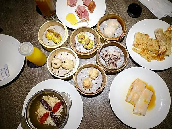 [桃園] 村民食堂－廚窗港點，超豐盛港式餐點吃到飽！ 推薦 價位 價錢 停車場