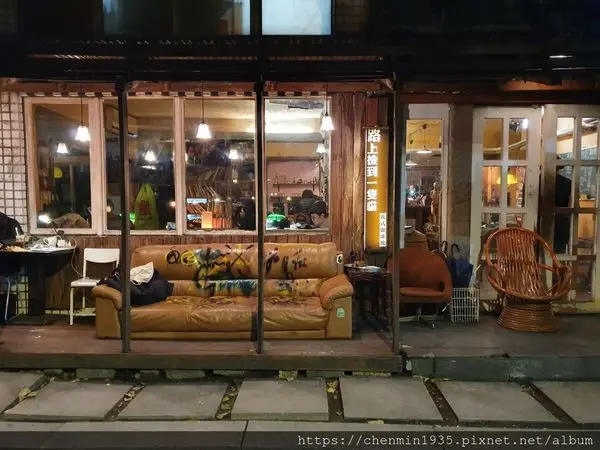 台北市大安區-路上撿到一隻貓