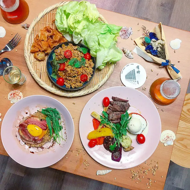 【台中西區 - 有時精釀啤酒】公益路美食推薦║座落在公益路上新開幕的餐酒館！具有日式精釀啤酒、清酒以及獨門私房料理！每天營業時間的前2個小時啤酒第二杯半價喔！