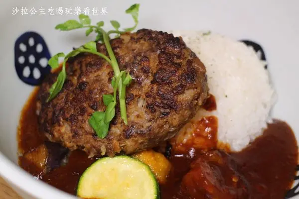 台北車站日式定食『御盤de食堂(微風北車店)』現做手工漢堡排每日限量/北車店獨享豆腐甜甜球